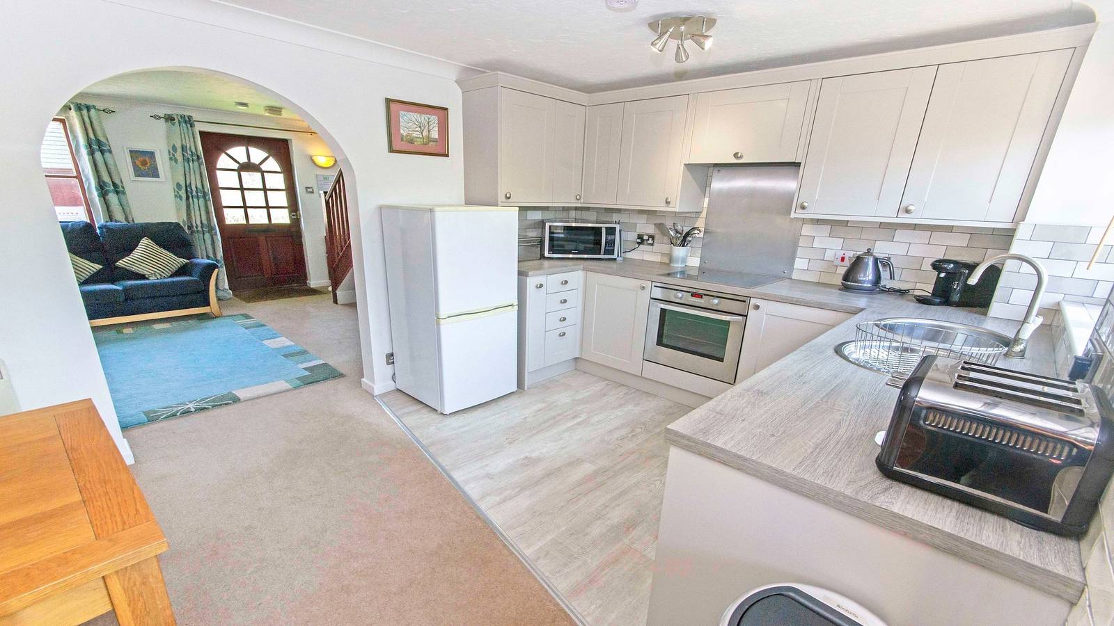 Cockleshell Croyde | Sleeps 4 | By the Seaside in Croyde, Devon