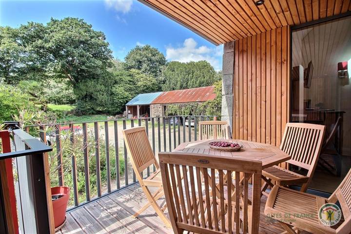 Gîte pour 4 personnes, avec terrasse et jardin, animaux acceptés à Brélidy - 2