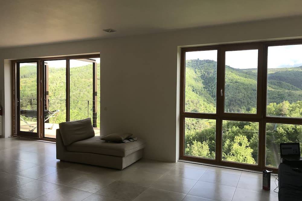 Luxury villa in Ardeche up to 10 people in Saint-Étienne-de-Serre, Parc naturel régional des Monts d'Ardèche