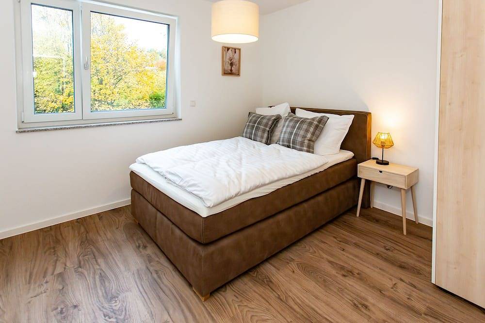 Ganze Wohnung, Large Cozy 4-room apartment with balcony *near Europa Park* in Lahr, Mittlerer Schwarzwald