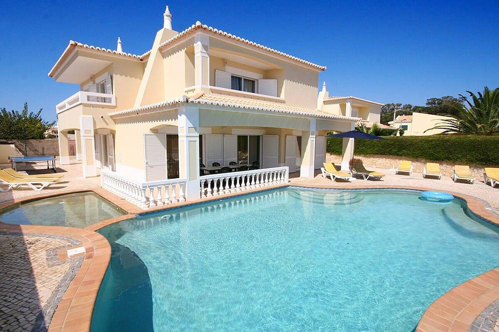Villa pour 8 Personnes dans Santa Maria, São Gonçalo de Lagos