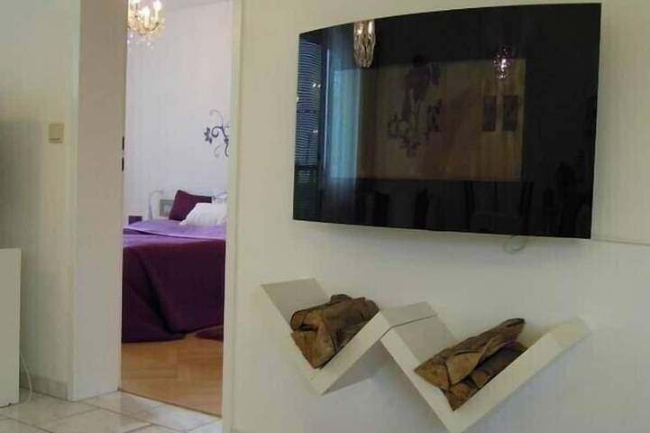 Ganze Wohnung, 90m2, Top Lage, Wien-Nähe, Ruhig, Sauber, Sicher, Günstig, Scs, Wlan in Wiener Neudorf, Bezirk Mödling
