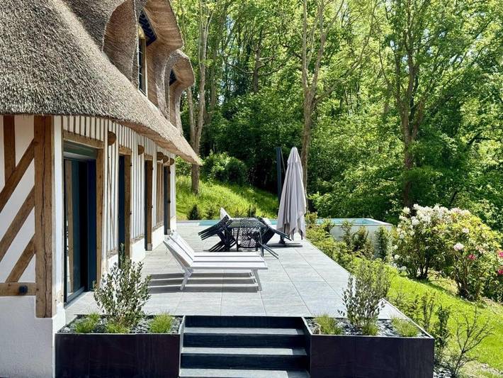 Location de vacances pour 10 personnes, avec piscine ainsi que jardin et jacuzzi à Touques - 3