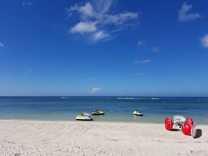 Vacation rental for 6 people, with hot tub and pool as well as balcony in Bonita Springs