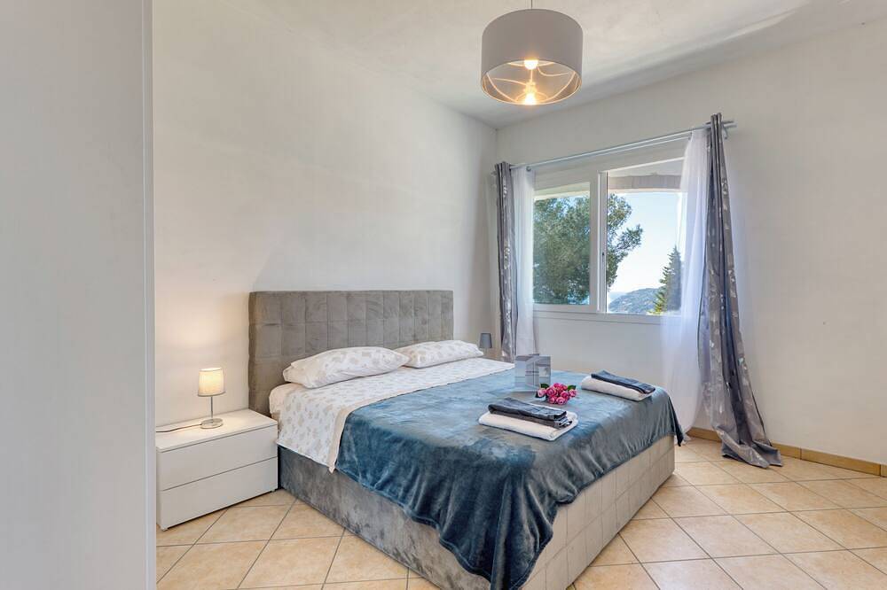 Entire apartment, Miramare 2 Lux - Total Sea View, Andora, Italy in Andora, Riviera di Ponente