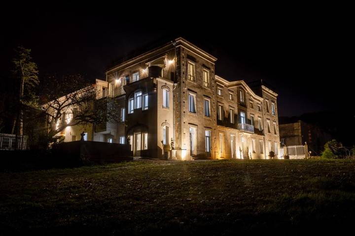 Location de vacances pour 8 personnes, avec vue et jardin à Villemoustaussou - 4