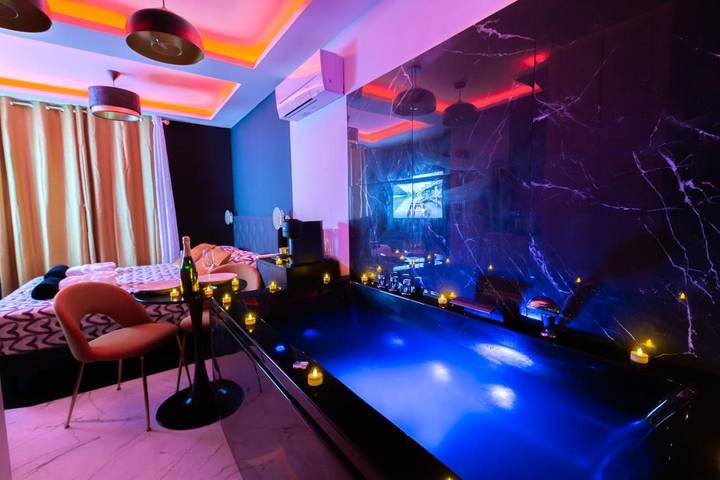 Gîte pour 2 personnes, avec jacuzzi dans Palais des Papes - 3