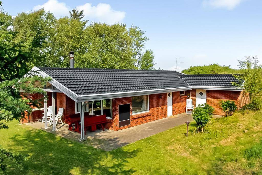 1032 in Lyngs, Thyholm