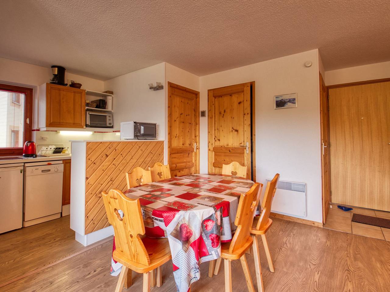 Geheel appartement, Beautiful 6-person apartment at the foot of the slopes with Wifi in Station de Morillon, Grand Massif