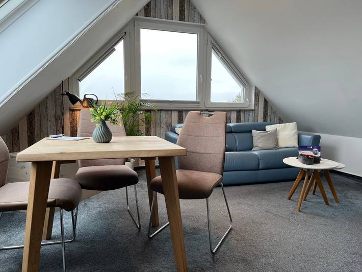 Vakantiewoning voor 4 personen, with uitzicht and sauna as well as tuin and uitzicht op het meer in Grömitz