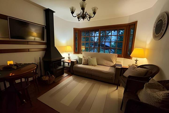 Casa de férias para 6 pessoas, com jardim e varanda em Gramado