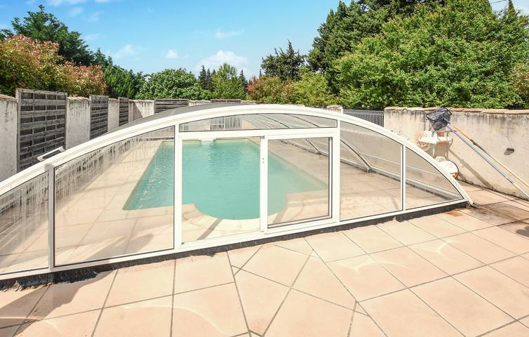 Location de vacances pour 4 personnes, avec terrasse ainsi que piscine et jardin à Piolenc - 2