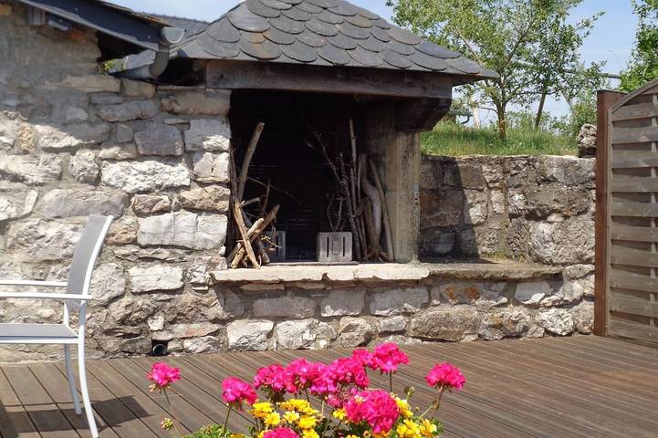Gîte pour 5 personnes, avec terrasse et jardin, animaux acceptés dans l' Aveyron - 3