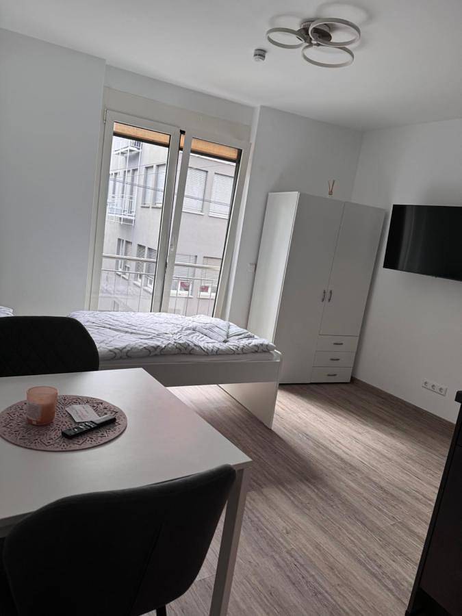 Gîte pour 2 personnes, avec terrasse à Heilbronn - 2