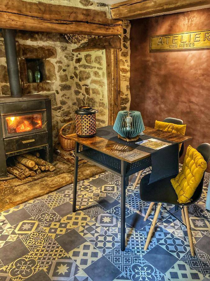 Location de vacances pour 2 personnes, avec balcon et jardin à Saint-Martial-Entraygues - 4