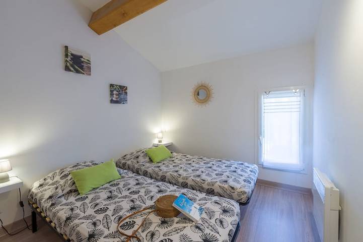 Location de vacances pour 6 personnes, avec terrasse dans Plage Du Pradeau - 4