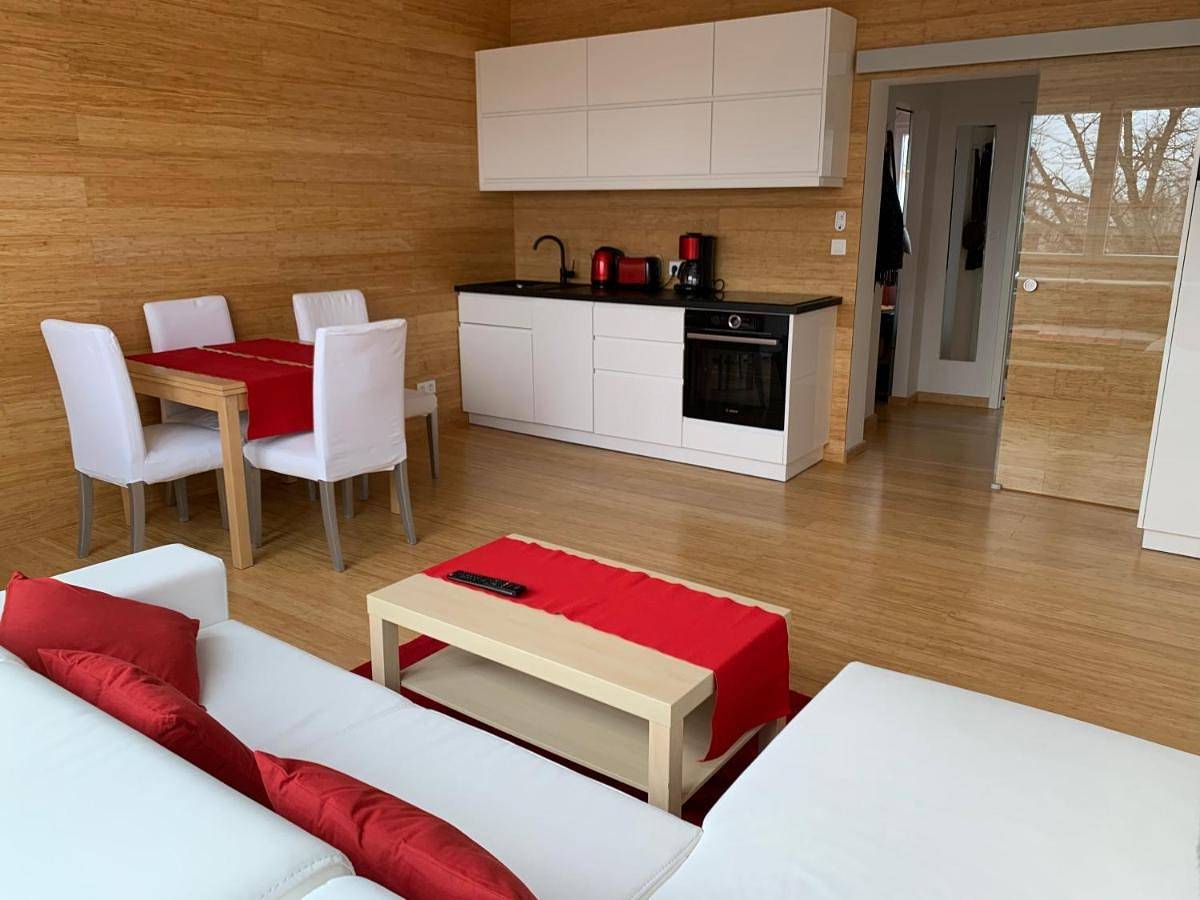 Ganze Wohnung, Ferienwohnung für 3 Personen mit Garten in Spandau, Berlin