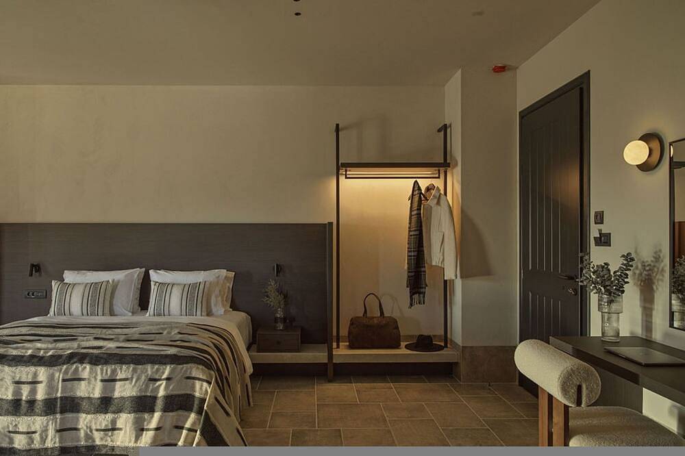 The Signature suite with indoor Jacuzzi by Oreno in Tsepelovo, Région d'Ioannina