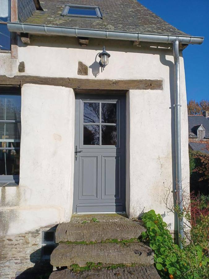 Cottage Breton in Les Champs-Géraux, Région de Dinan