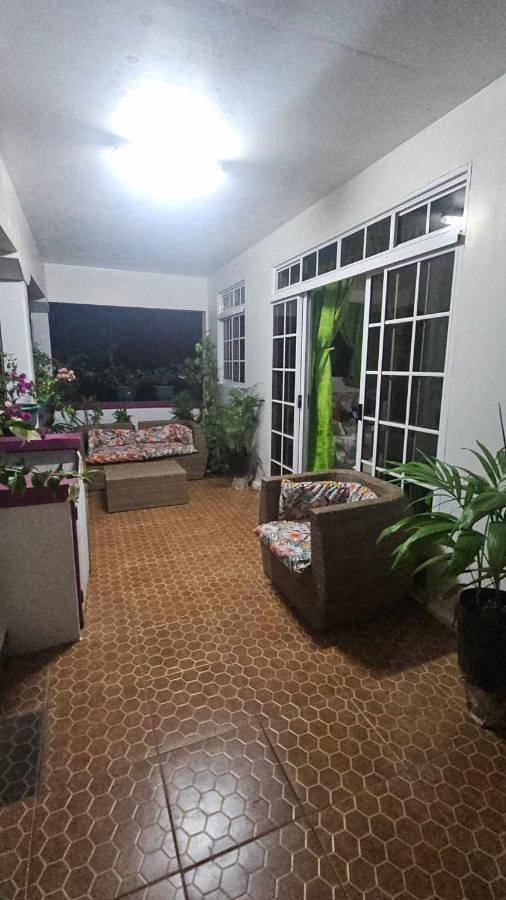 Gîte pour 2 personnes, avec balcon ainsi que vue et jardin dans Maupiti - 4