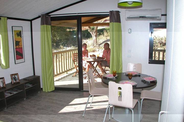 Gîte pour 6 personnes, avec piscine et terrasse - 1