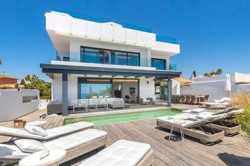 Beach House for 12 People in Marbella East, Marbella, Photo 4
