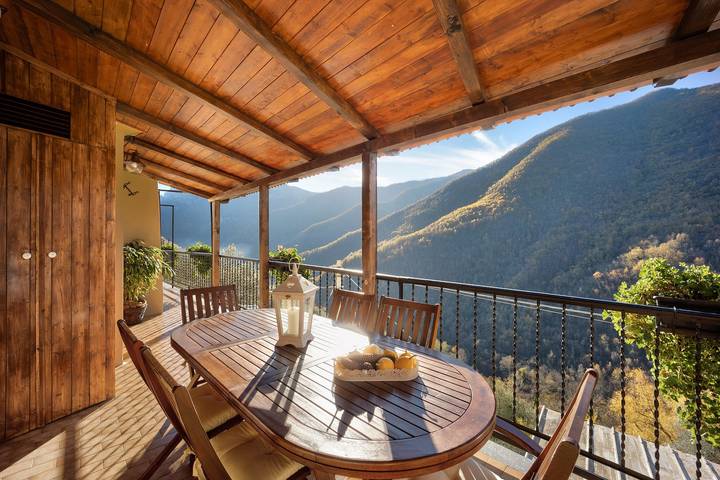 Boerderij voor 6 personen, met Balkon en Tuin in Ligurië