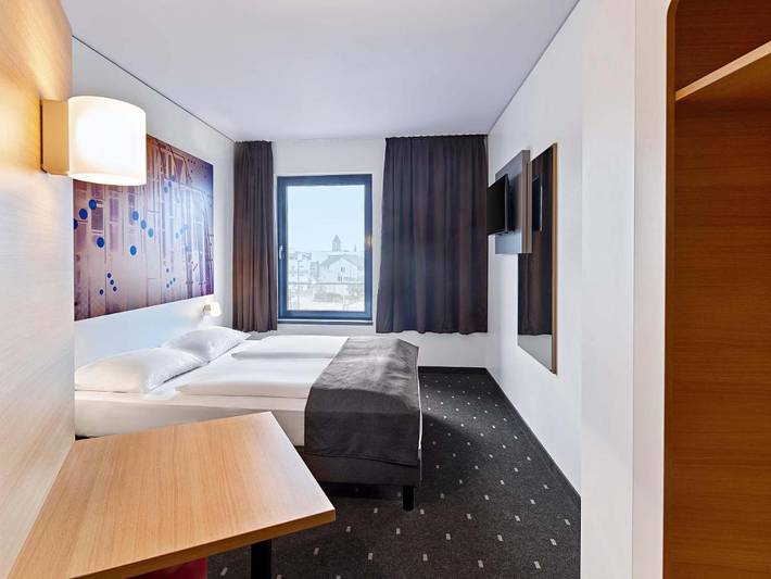 Hotel para 4 personas - 1