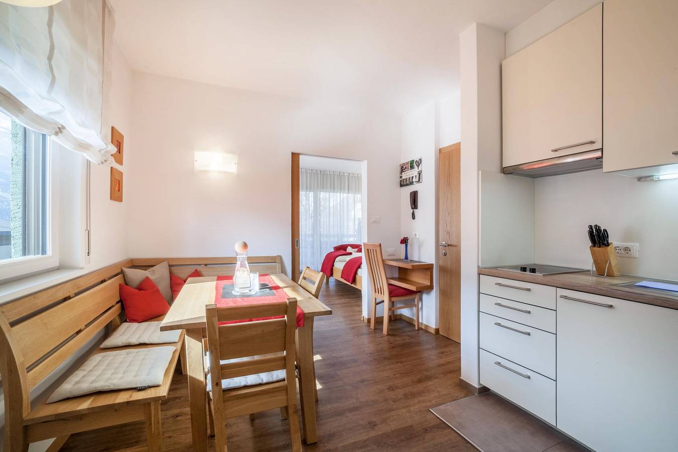 Ganze Wohnung, Ferienwohnung "Schnitzer - Hagebutte" mit Bergblick, Wlan, Balkon & Garten in Rabland, Partschins