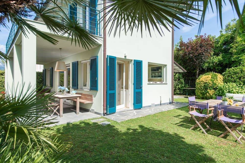 Monti di Luna, Quiet & Exquisite Villa im Herzen von Forte dei Marmi, Toskana in Forte dei Marmi, Italienische Riviera