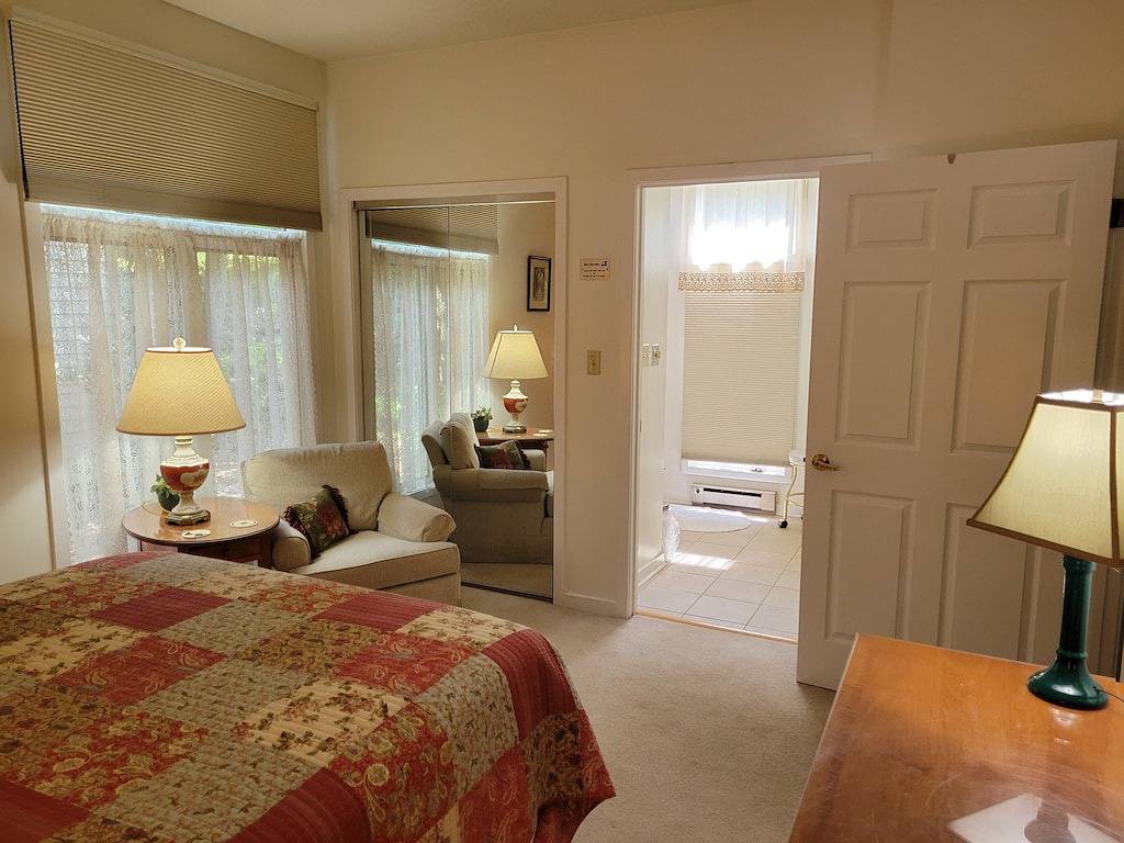 Ganze Wohnung, Top of Mountain 2 Br Condo, Short Walk to Highlands Lift and scenic overlooks. in Blue Ridge Parkway, Wintergreen