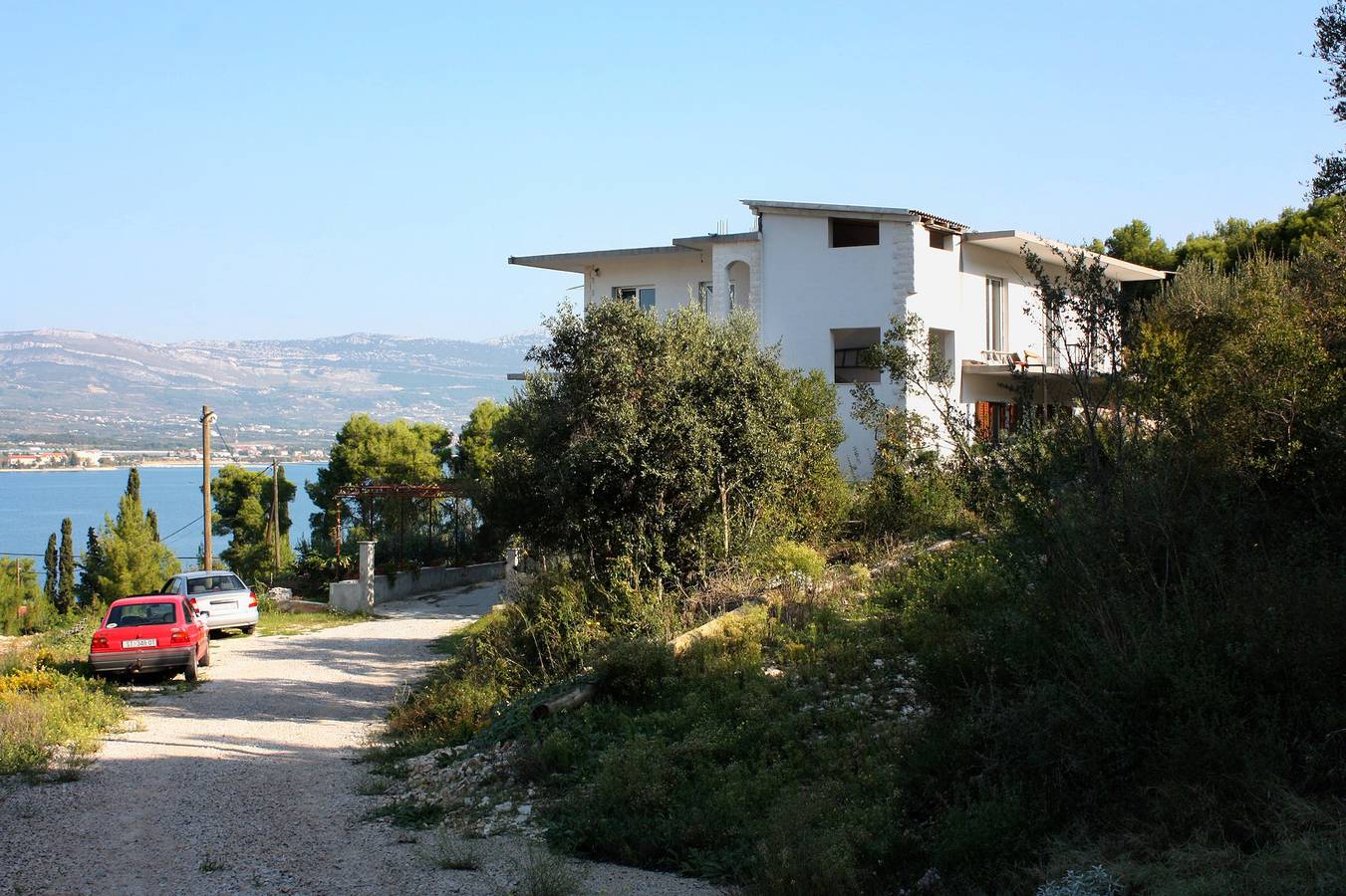Ganze Wohnung, 3-Zimmer-Ferienwohnung mit Terrasse und Meerblick Arbanija, Ciovo A-5228-f in Arbanija, Ciovo