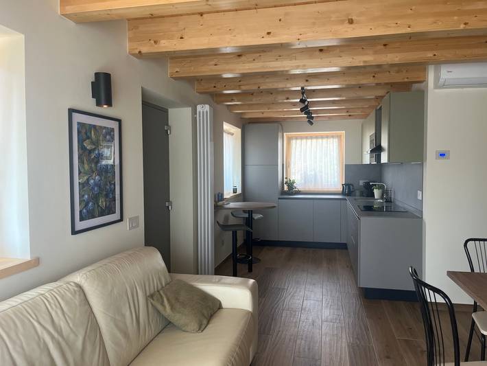 Casa de férias 'Casa Mirtillo' com varanda, Wi-Fi e ar condicionado in Tassullo, Ville d'Anaunia