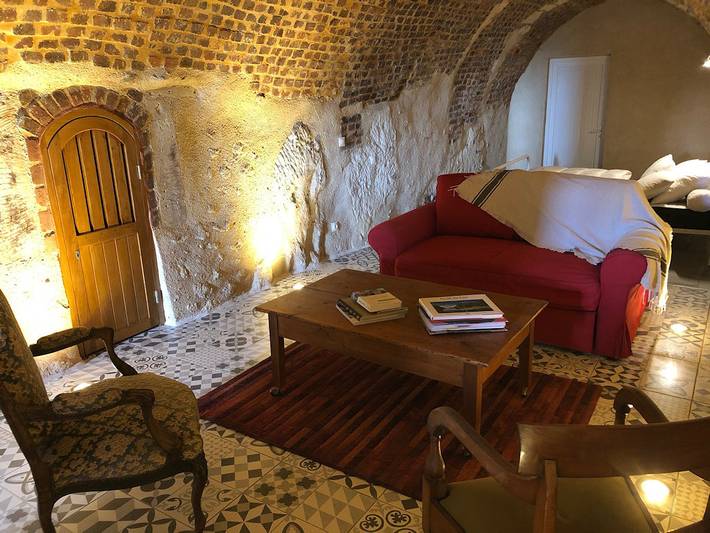 Gîte pour 6 personnes, avec terrasse et jardin
