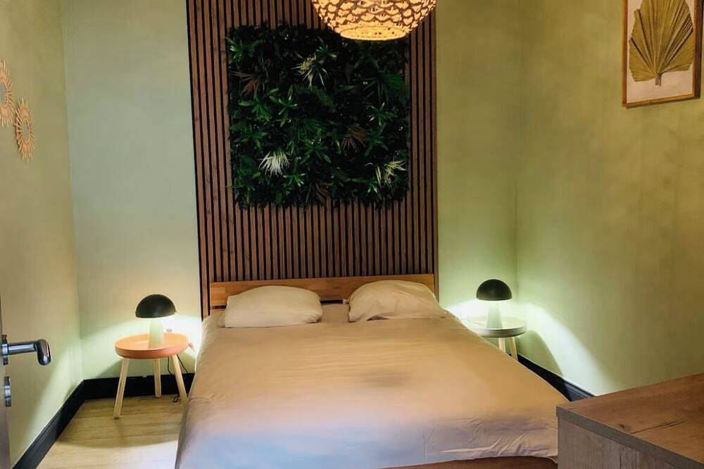 Modern Loft with Jacuzzi and Roof Top in Baccarat in Baccarat, Lunéville region