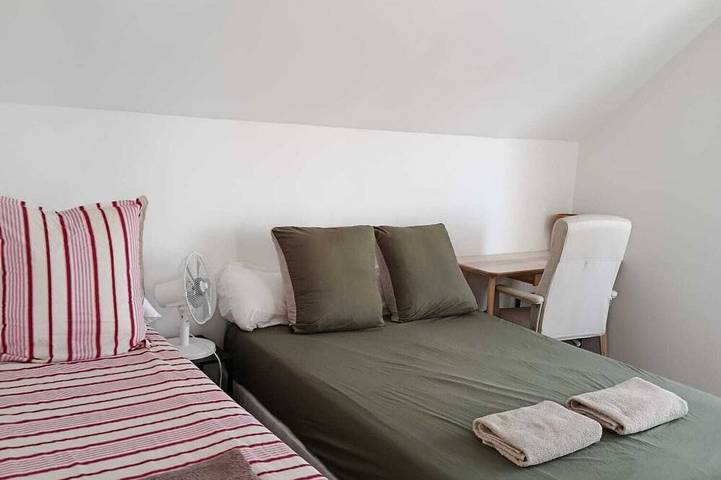 Ganze Wohnung, New duplex • Parking• 4 bedrooms• 10 people•Paris, Villepinte Expo & Cdg Airport in Le Blanc-Mesnil, Seine-Saint-Denis