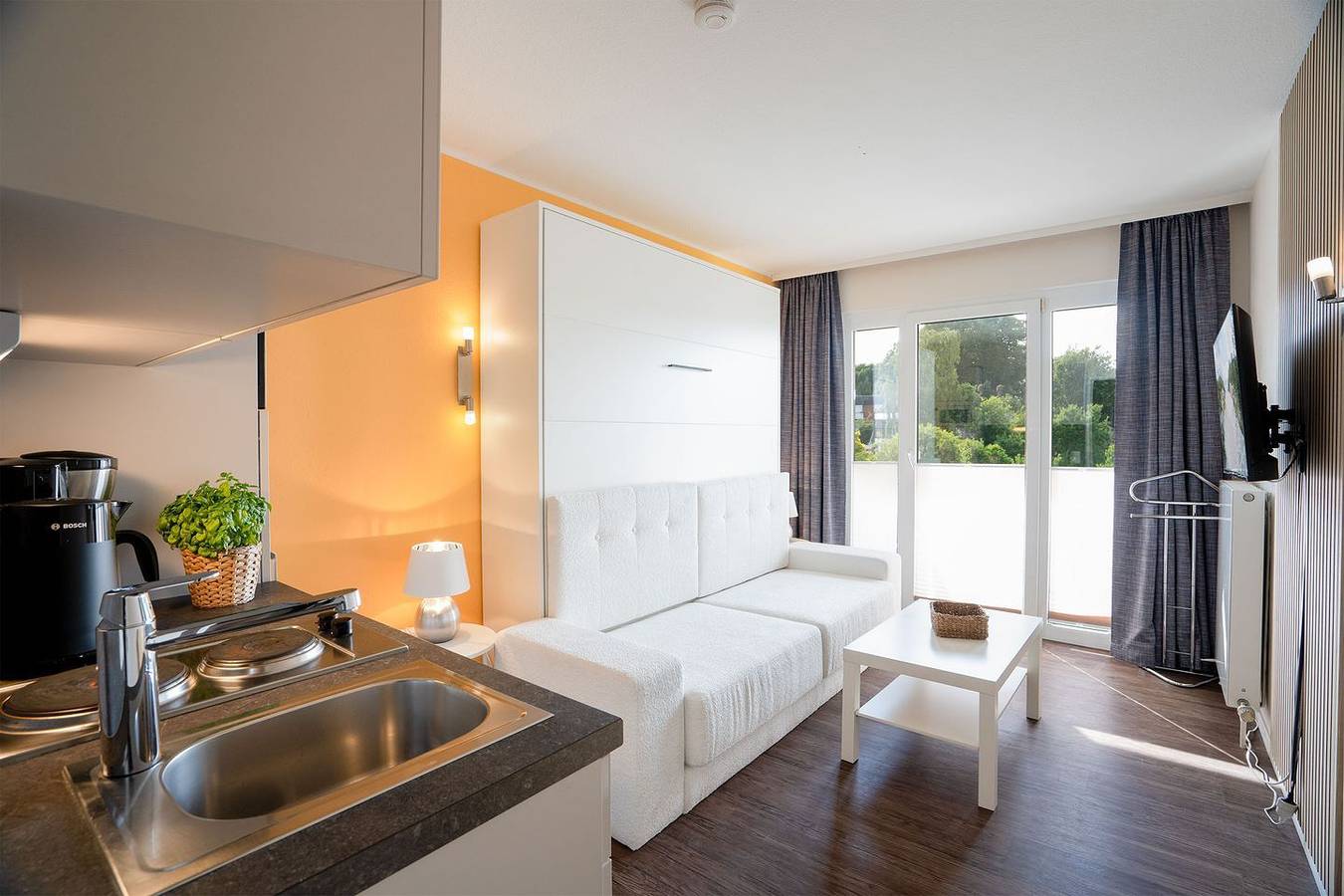 Ganze Wohnung, Kleine Ferienwohnung für 1-2 Personen im Herzen von Grömitz - 200m zum Strand in Grömitz, Ostholstein