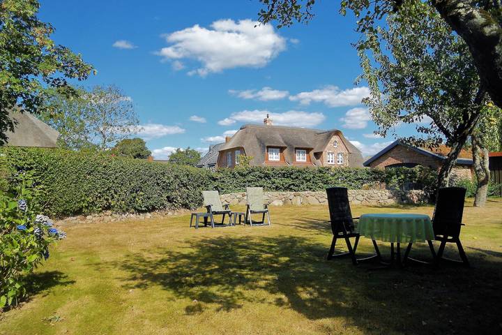 Ferienhaus für 4 Personen, mit Terrasse und Garten - 1