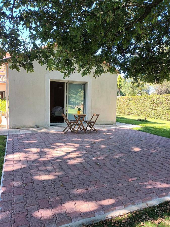 Gîte pour 4 personnes, avec terrasse et jardin à Saint-Léger-les-Vignes - 3