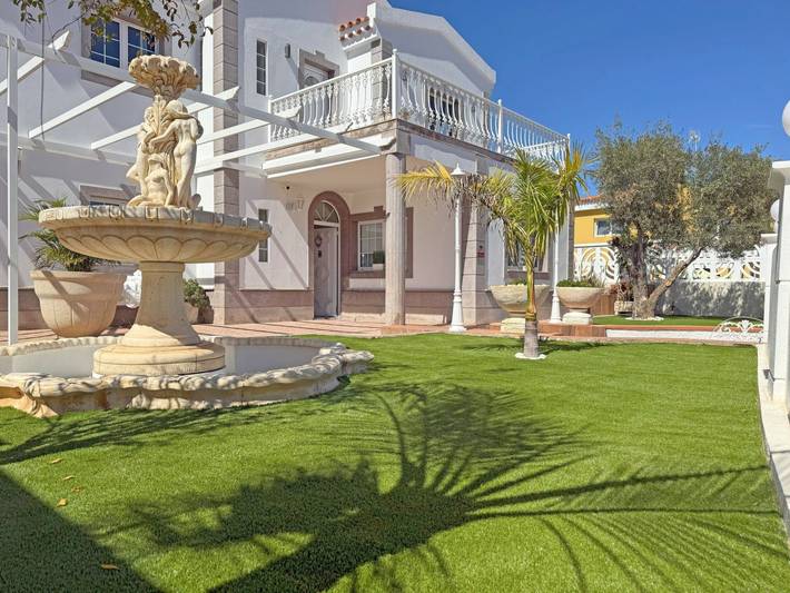 Location de vacances pour 16 personnes, avec jardin à Arguineguín - 4