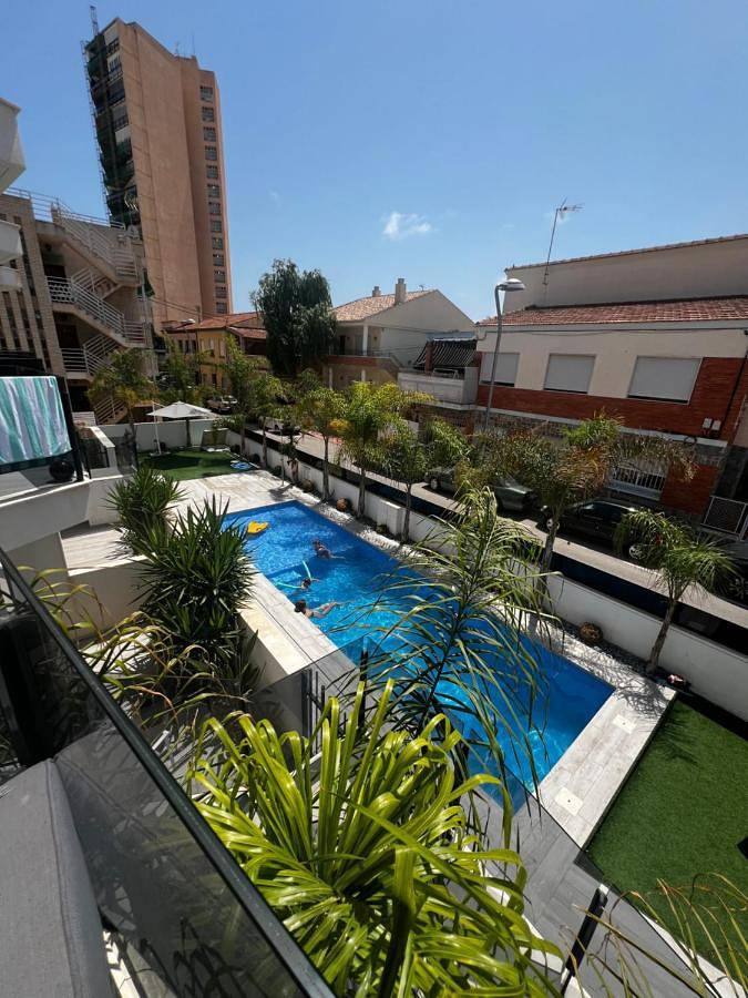 Apartamento de vacaciones para 6 personas, con jardín además de vistas y piscina, Se admiten mascotas - 1
