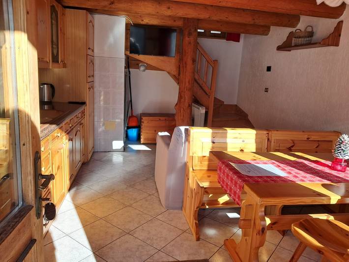 Chalet 'Lo Pailler De Nonno' with Mountain View, Shared Garden, and Wi-Fi in Maisonnasse (Valsavarenche), Valsavarenche