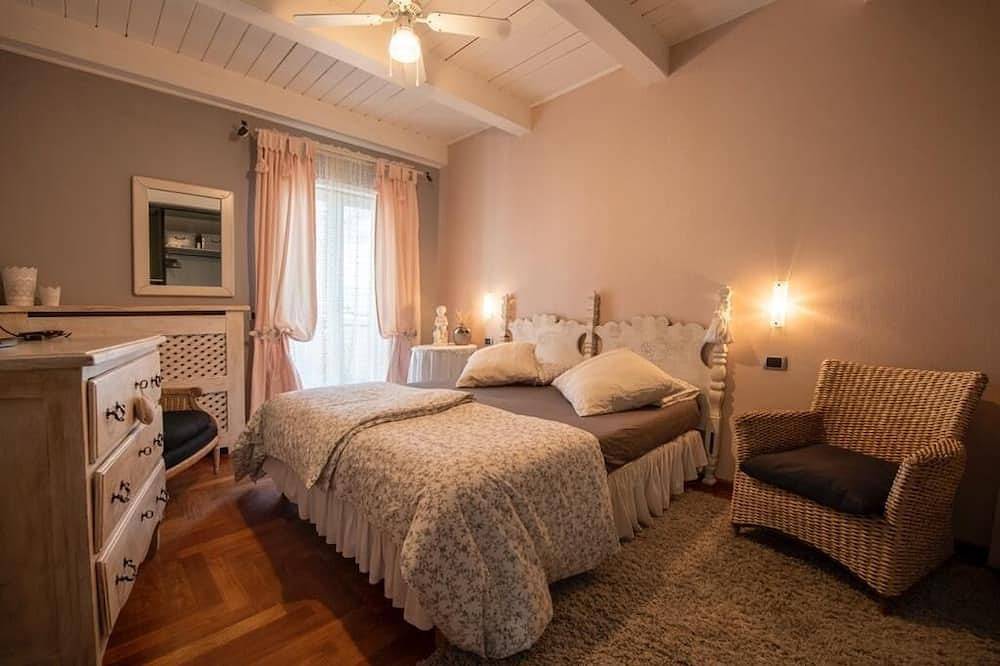 Romantische Villa Bella Vista, mit beheizbarem Pool und traumhaftem Blick in Pontedassio, Riviera di Ponente