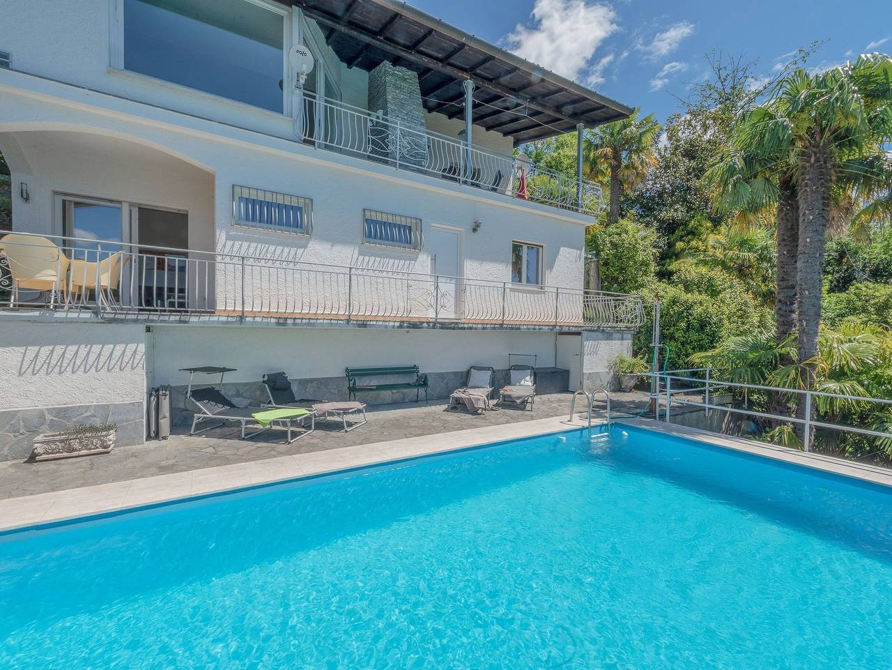 Ganze Ferienwohnung, Casa Lago 2 - Casa Lago 2 mit Pool, Hund erlaubt und Garten in Gaggio (Agra), Agra
