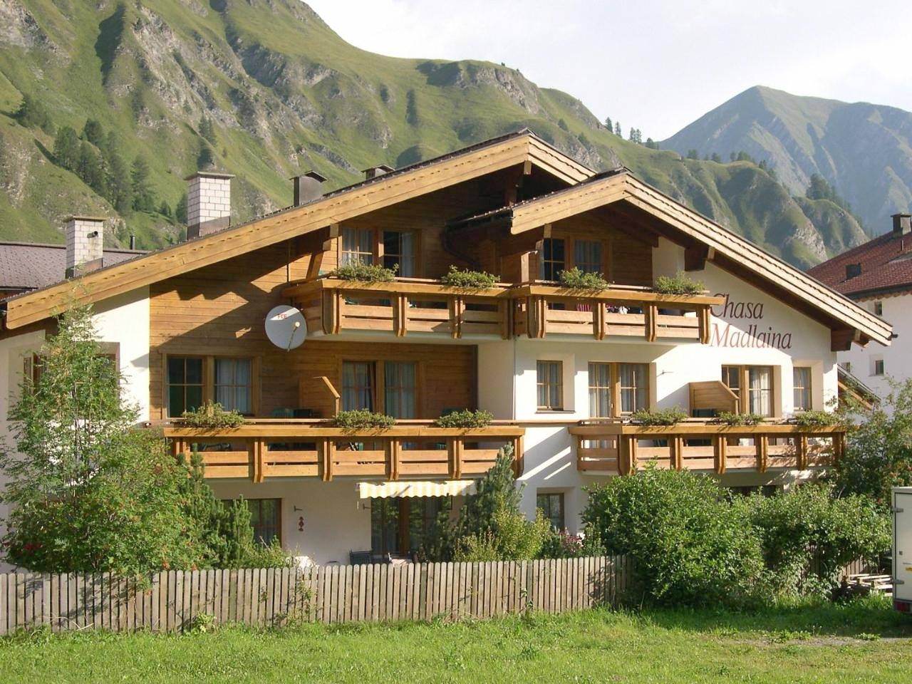 Ganze Wohnung, Two-Bedroom Apartment with Balcony in Samnaun-Dorf, Samnaun