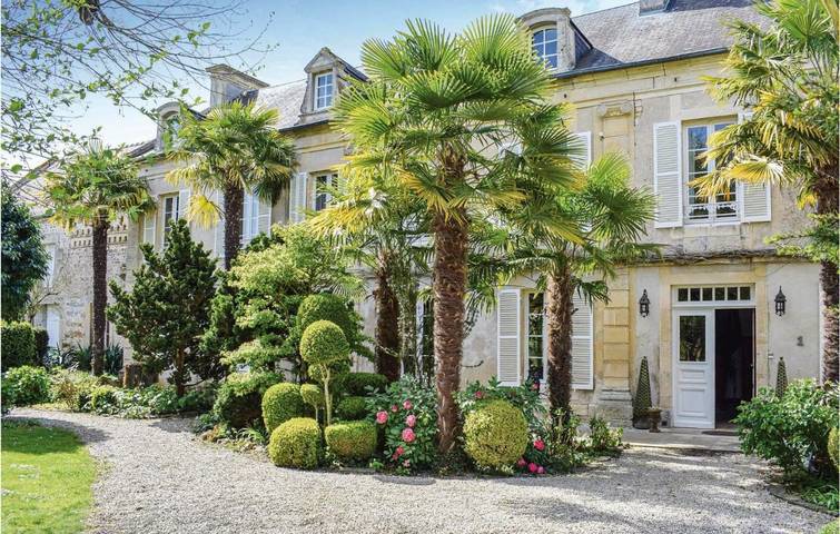 Location de vacances pour 14 personnes, avec Jardin à Barbery