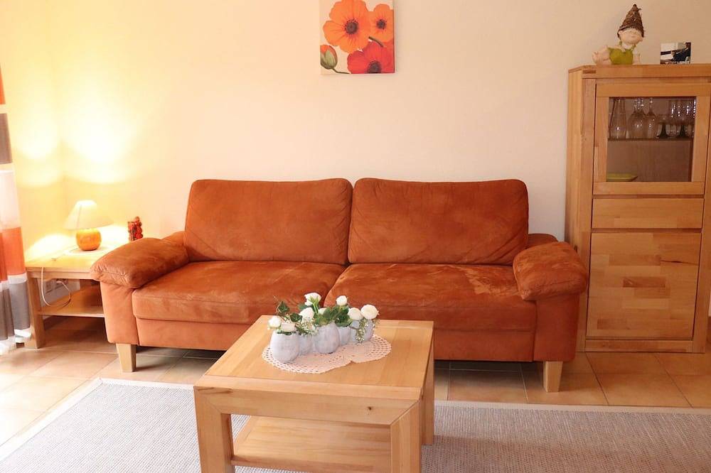 Ganze Wohnung, Ferienwohnung 'Rebbergblick' mit Privatterrasse und Wi-Fi in Seelbach, Mittlerer Schwarzwald