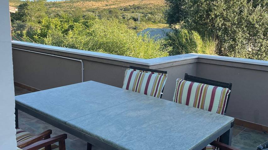 Apartament wakacyjny dla 5 osób, z taras, zwierzęta dozwolone w Ljubac