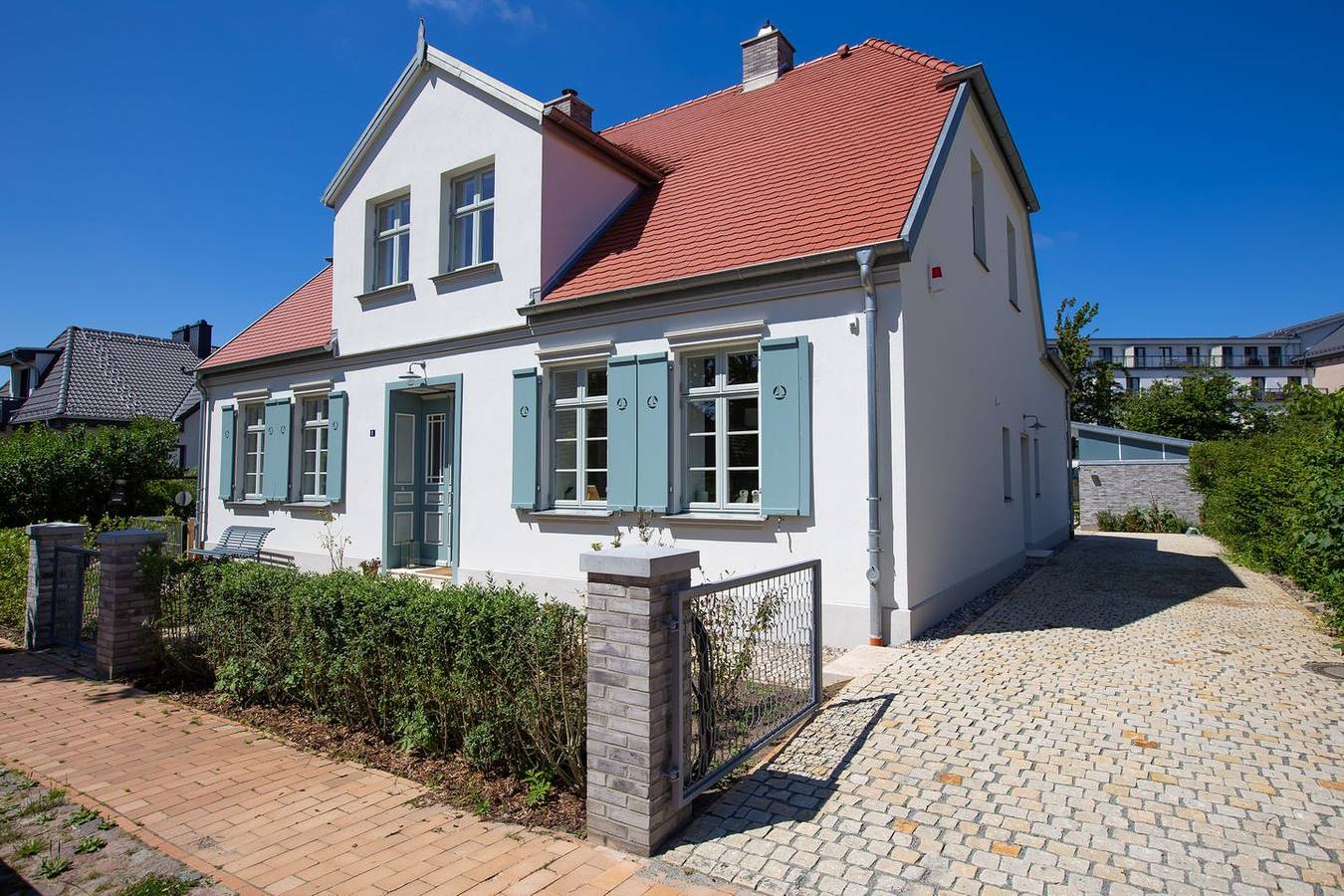Ferienhaus "Kapitänshaus Luv & Lee" in Wustrow, Fischland