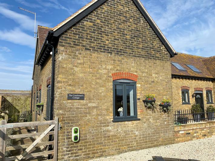 Cottage for 4 people, with garden, with pets in Kent